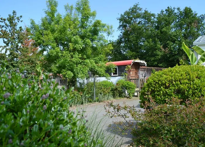 Courfleurie Reception Vendégház