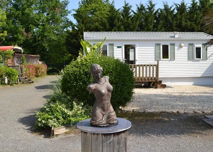 Courfleurie Reception 招待所 Bousse (Sarthe)